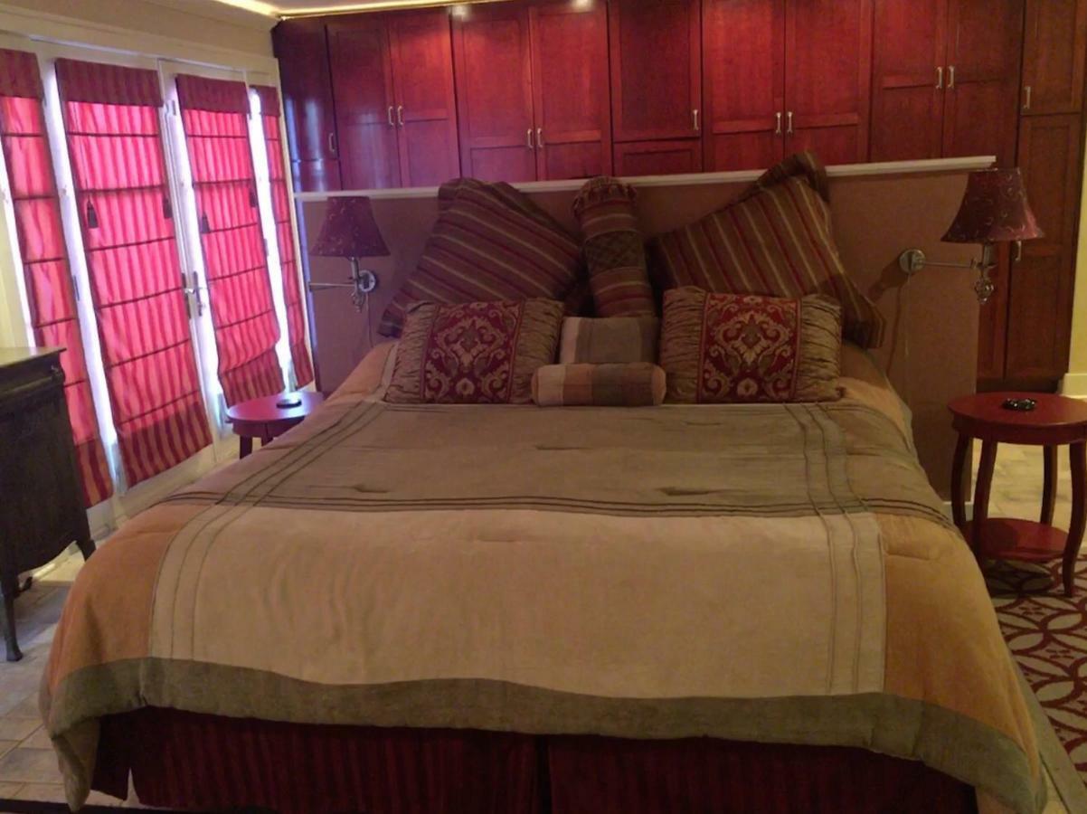 تاكوما، واشنطن The Villa Bed & Breakfast (Adults Only) الغرفة الصورة