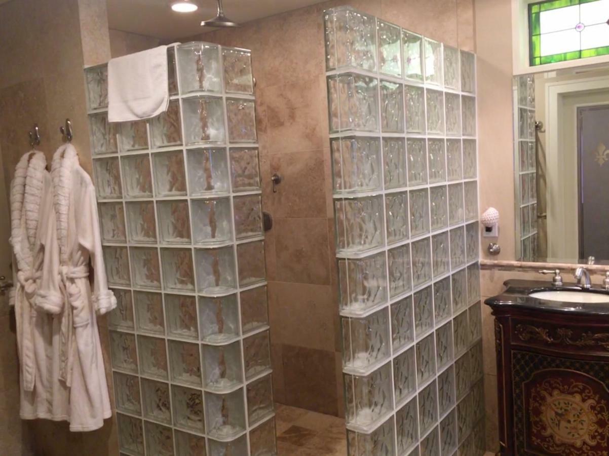 تاكوما، واشنطن The Villa Bed & Breakfast (Adults Only) الغرفة الصورة